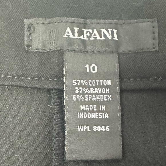 ALFANI Women's Deep Black Cropped Wide Leg Ankle Trousers SZ 10. - Picture 3 of 8